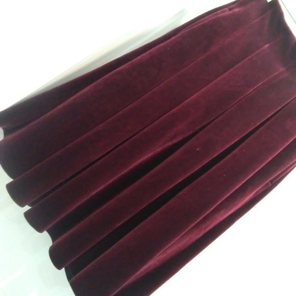 Maje wine colored pleated skirt - Picture 4 of 5